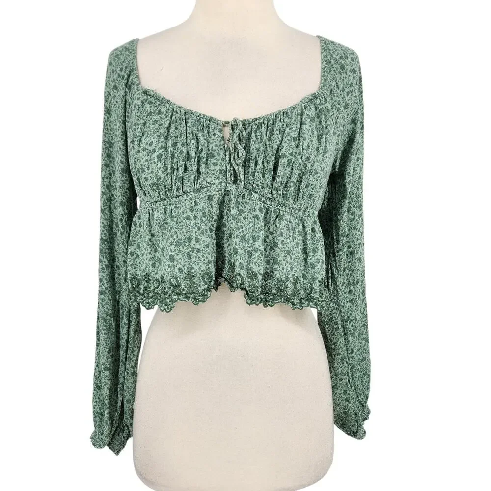 Hollister Y2K Milkmaid Floral Lace Crop Top – Size Small